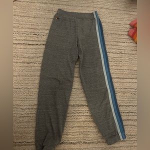 Rarely worn. Size: 14 kids aviation sweat pants super cute.great condition!